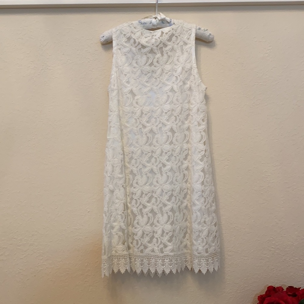 Beautiful pearl embellished white lace dress - Picture 5 of 7